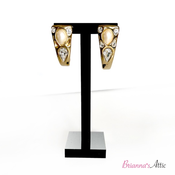 GIVENCHY Crystal & Faux Pearl Clip-On Earrings. Wedding/Estate Earrings - Picture 5 of 10